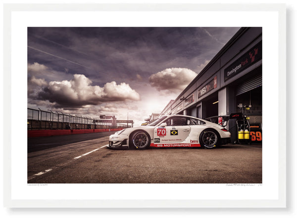 Porsche 997 GT3 RSR A3 (297 x 420 mm / 11.7 x 16.5 in) / White Wood Frame (Printed on Fine Art Paper) / No Mount