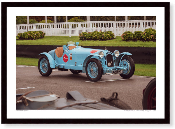 1933 Alfa Romeo 8C 2300 Monza A3 (297 x 420 mm / 11.7 x 16.5 in) / Black Wood Frame (Printed on Fine Art Paper) / No