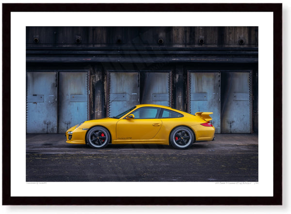 2011 Porsche 911 Carrera GTS A3 (297 x 420 mm / 11.7 x 16.5 in) / Black Wood Frame (Printed on Fine Art Paper) / No