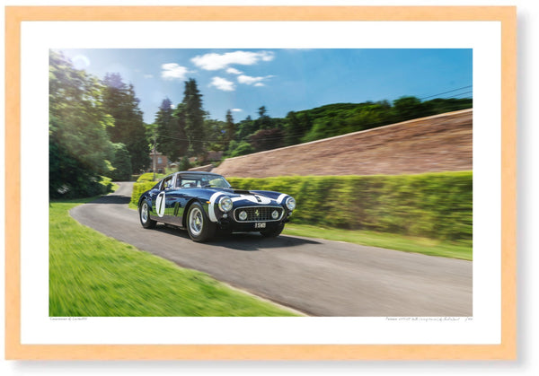 Ferrari 250 GT SWB (Stirling Moss car) at Shelsley Walsh S (420mm x 283) / Wood Frame (Printed on Fine Art Paper) / No