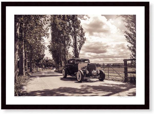 1932 Ford Hot Rod at Statfold Barn Railway A3 (297 x 420 mm / 11.7 x 16.5 in) / Black Wood Frame (Printed on Fine Art