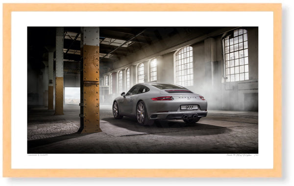 Porsche 911 (991) in Zürich S (420mm x 253) / Wood Frame (Printed on Fine Art Paper) / No Mount