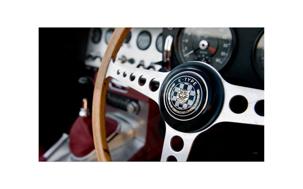Jaguar E-Type detail (steering wheel)