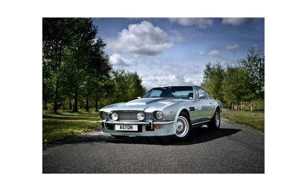 Aston Martin V8 Vantage (1977)